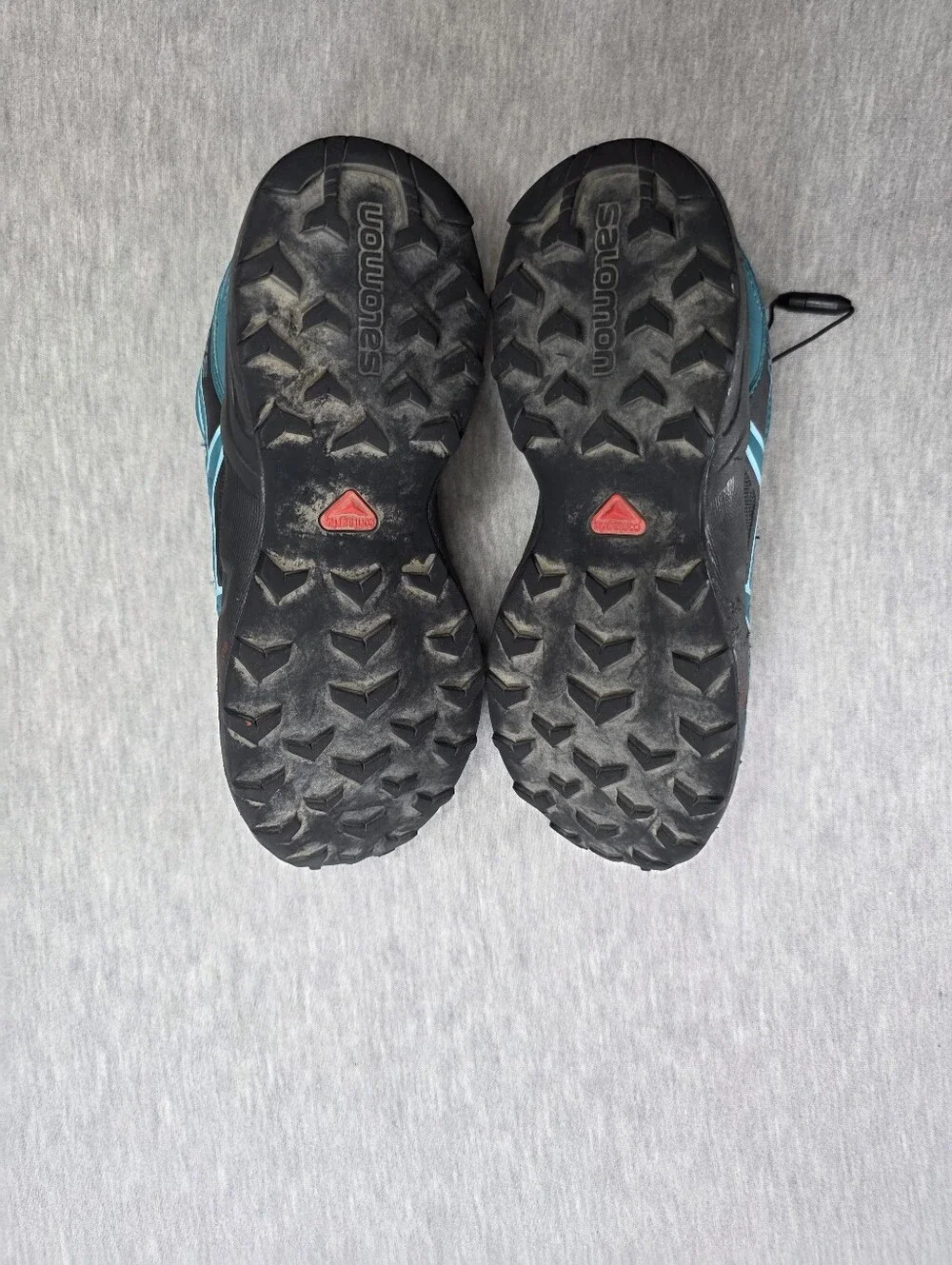 Salomon Kids Size 3 Teal Athletic Trail Sneakers with Quick-Pull Lacing